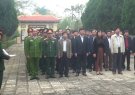 Hoằng Hoá tổ chức lễ dâng hương và đặt vòng hoa viếng các Anh hùng, liệt sỹ tại nghĩa trang huyện nhân dịp tết nguyên đán Canh Tý 2020.