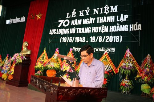 Đồng chí Trương Tuấn An - Quyền Bí thư Huyện ủy phát phát tại hội nghị.JPG