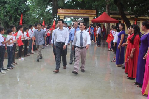 Một số hình ảnh tại lễ cắt băng khánh thành tượng anh hùng liệt sĩ Nguyễn Văn Trỗi  (1).jpg