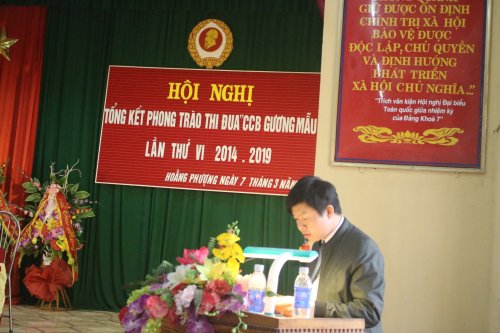 Đồng chí Lê Hồng Quang - Bí thư Đảng ủy xã Hoằng Phượng phát biểu chỉ đạo tại hội nghị.JPG