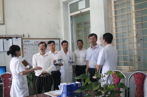 Đoàn công tác bệnh viện Hữu nghị Việt Đức kiểm tra nhân lực, trang thiết bị phục vụ chuyển giao kỹ thuật theo đề án 1816.JPG