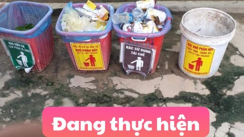 8. hội viên hội phụ nữ TT Bút Sơn tích cực và nghiêm túc thực hiện phân loại rác thải sinh hoạt tại nhà.jpg