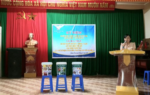 2. Tại buổi ra m đại diện UBND xã Hoằng Thái đã phát động phong trào hạn chế sử dụng túi nylong, phân loại rác thải tại nhà.jpg