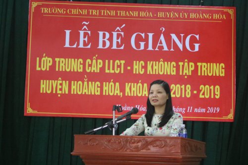 4. đồng chí Trần Thị Ngọc Diệp - Phó hiệu trưởng Trường Chính trị tỉnh.JPG