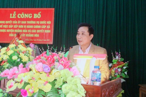 1. Đồng chí Trương Văn Đào - Trưởng BTC Huyện ủy công bố các quyết định của Huyện ủy.jpg