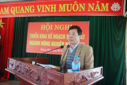 2. Đồng chí Nguyễn Đình Tuy - Phó Chủ tịch UBND huyện phát biểu chỉ đạo tại hội nghị.jpg