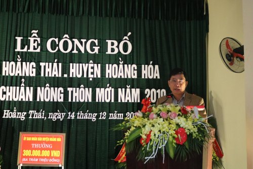 6. Đồng chí Nguyễn Đình Tuy – Phó Chủ tịch UBND huyện phát biểu chỉ đạo tại buổi lễ.JPG