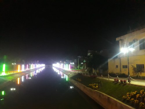 2. ven sông Gòng về đêm.jpg