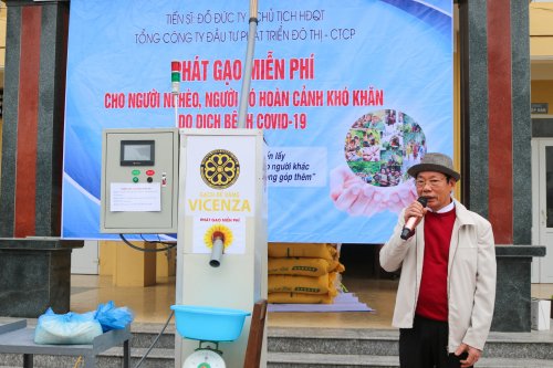 Ông Nguyễn Đức Ty, Chủ tịch HĐQT Tổng công ty đầu tư phát triển đô thị - CTCP đầu tư phát triển VICENZA phát biểu khai mạc chương trình.jpg