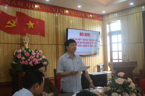3. Đc Lê Xuân Thu - Bí thư Huyện ủy phát biểu tại hội nghị.JPG