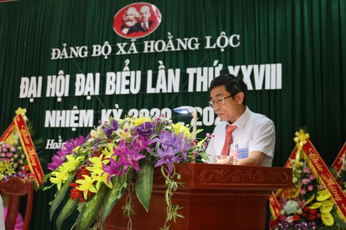 Ảnh 5. Đồng chí Nguyễn Đình Tới - TVHU, Trưởng Ban tuyên giáo Huyện ủy phát biểu chỉ đạo tại đại hội.JPG