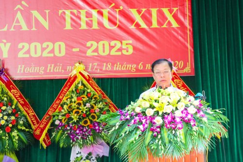 Đồng chí Nguyễn Văn Khải - Bí thư đảng bộ xã, nhiệm kỳ 2015 - 2020 phát biểu khai mạc đại hội.jpg