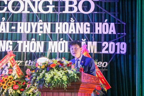 đồng chí Lê Hồng Quang – Thường vụ huyện ủy – Phó chủ tịch thường trực UBND huyện phát biểu chỉ đạo tại buổi lễ.jpg