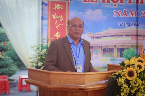 3. Đồng chí Trịnh Xuân Hoàn - Chủ tịch UBND xã Hoằng Xuân phát biểu khai mạc lễ hội.jpg