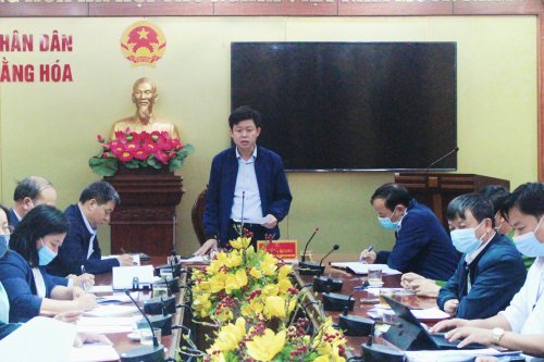 4. Đồng chí Lê Hồng Quang - TVHU - Phó Chủ tịch TT UBND huyện kết luận hội nghị.jpg