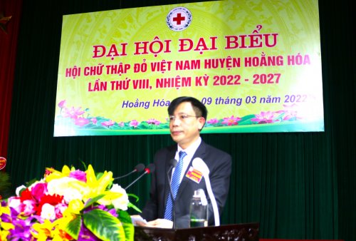 Ảnh 2. Đồng chí Lê Văn Phúc - Ủy viên Ban thường vụ Huyện ủy, Phó chủ tịch UBND huyện, Chủ tịch Hội chữ thập đỏ huyện khóa VII khai mạc đại hội..JPG