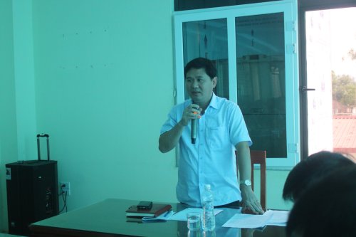2. Đồng chí Lê Sỹ Nghiêm - Phó Bí thư - Chủ tịch UBND huyện kết luận hội nghị.jpg