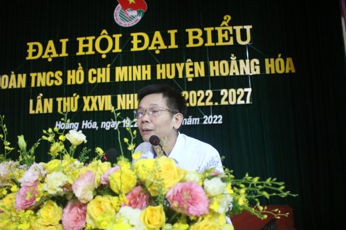 5. Đồng chí Lê Văn Nghĩa - TVHU - Trưởng Ban Tổ chức Huyện ủy phát biểu tại đại hội.jpg