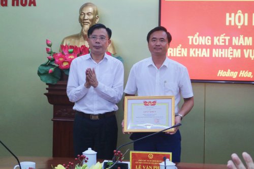 7....và Trung tâm GDNN&GDTX huyện Hoằng Hóa đã có thành tích xuất sắc trong kỳ thi tốt nghiệp THPT năm 2022.jpg