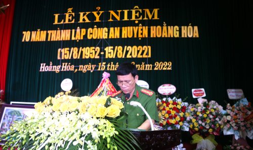 Ảnh 9. Đại tá Dương Văn Tiến – Phó giám đốc công an tỉnh phát biểu tại buổi lễ.JPG