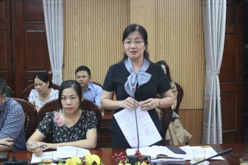 Đồng chí Đoàn Thị Hải - PBT TT HU phát biểu tại hội nghị.jpg