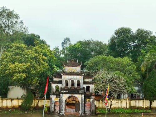 1. Không gian văn hóa đền thờ Triệu Việt Vương xã Hoằng Trung.jpg