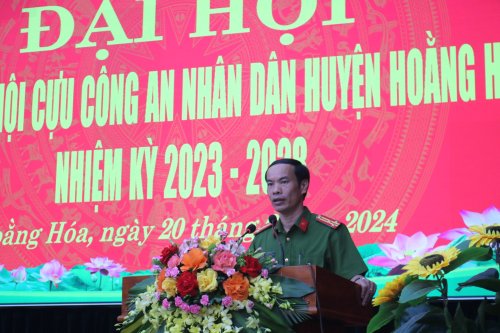 PHONG.jpg