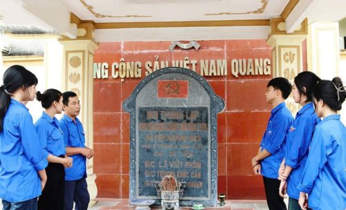 2. nhà bia.jpg