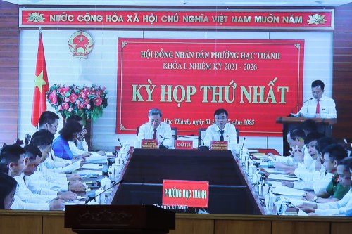 Diễn tập vận hành Kỳ họp thứ nhất HĐND phường Hạc Thành, nhiệm kỳ 2021-2026. .jpg