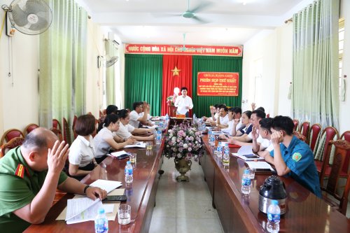 3. Vận hành phiên họp thứ nhất UBND xã Hoằng Giang..JPG