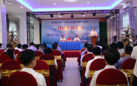 Huyện Hoằng Hóa: Họp báo cung cấp thông tin Lễ hội du lịch biển Hải Tiến năm 2018
