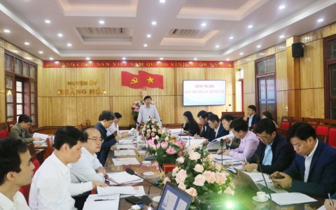 Hoằng Hóa: Hội nghị Ban Thường vụ Huyện ủy phiên thường kỳ tháng 2